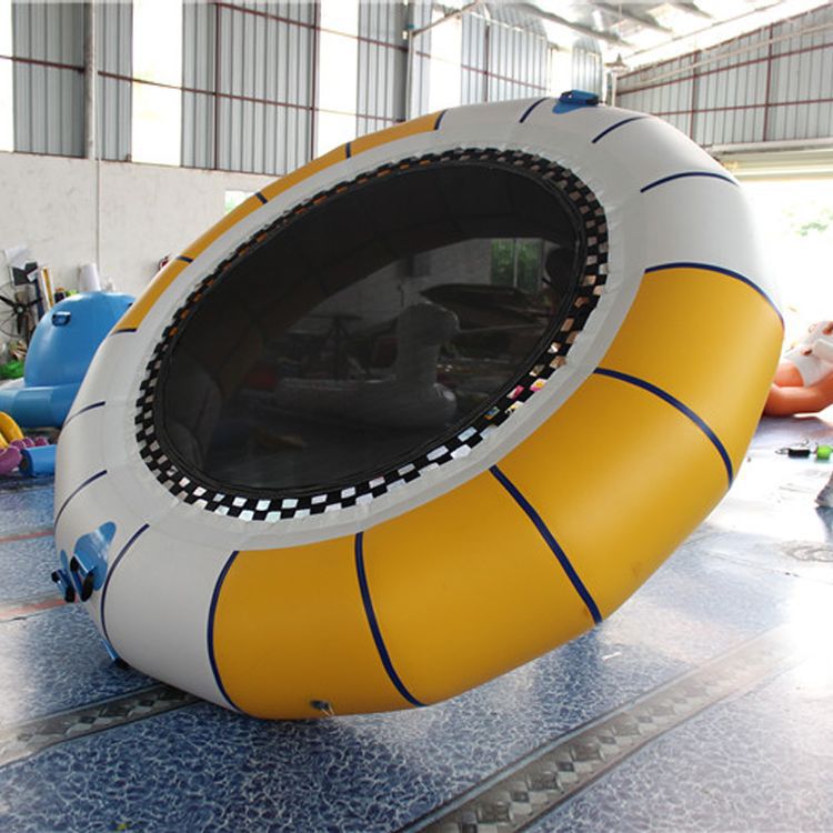 Trampoline de saut d'eau et de - Outdoor Furniture Sale avis et prix
